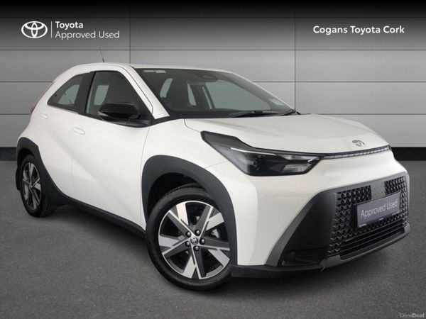 Toyota Aygo X Hatchback, Petrol Hybrid, 2026, White