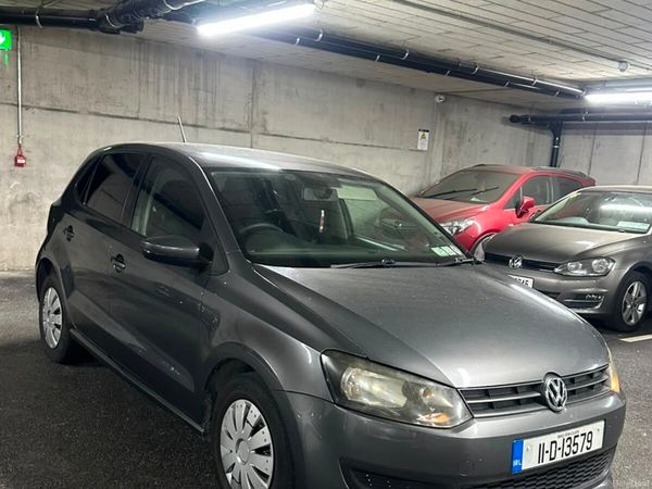 Volkswagen Polo Hatchback, Petrol, 2011, Grey