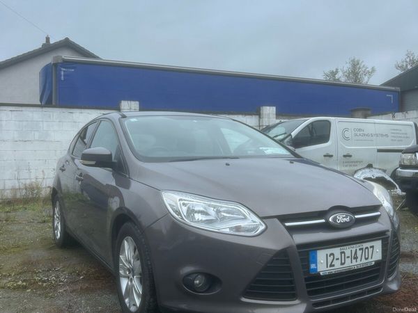 Ford Focus Hatchback, Diesel, 2012, Brown