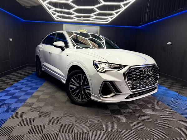 Audi Q3 SUV, Petrol Hybrid, 2023, White