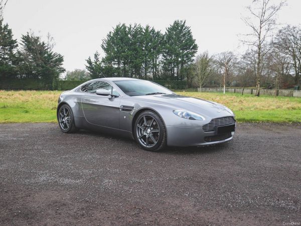 Aston Martin Vantage Coupe, Petrol, 2005, Grey