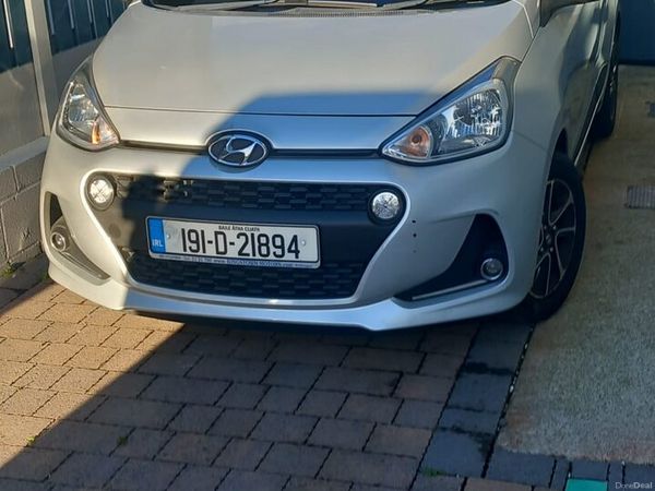 Hyundai i10 Hatchback, Petrol, 2019, Grey