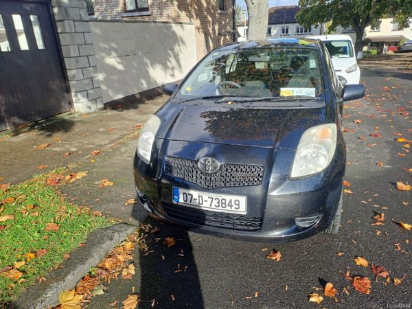 Toyota Yaris Hatchback, Petrol, 2007, Black