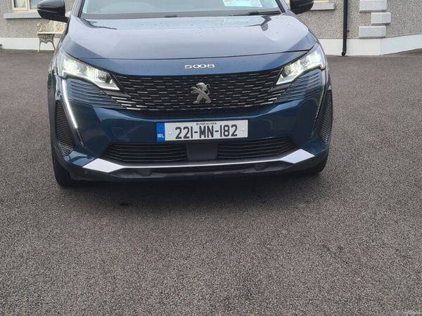 Peugeot 5008 MPV, Diesel, 2022, Blue