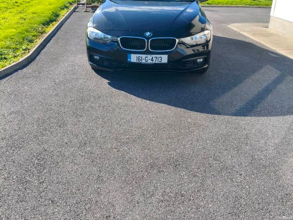 BMW 3-Series Estate/Jeep, Petrol Plug-in Hybrid, 2016, Black