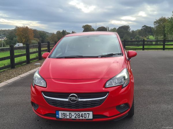 Opel Corsa Hatchback, Petrol, 2019, Red