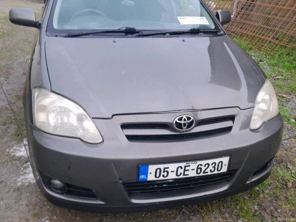 Toyota Corolla Hatchback, Diesel, 2005, Grey