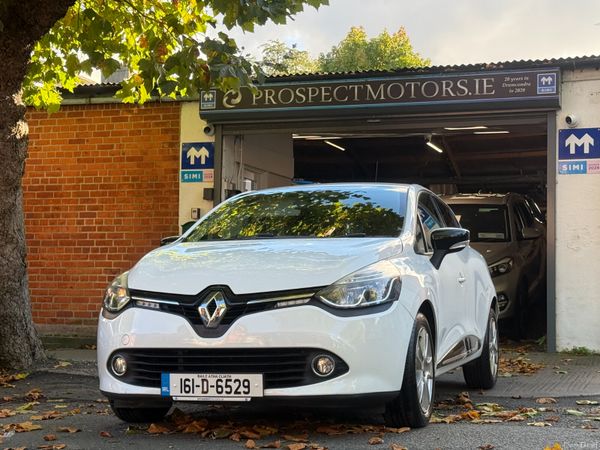 Renault Clio Hatchback, Petrol, 2016, White