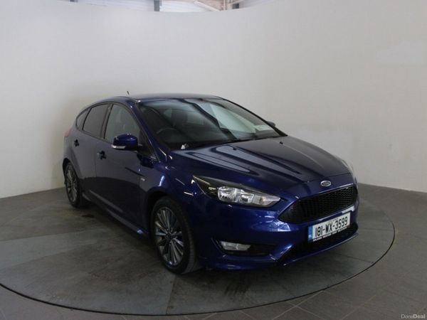 Ford Focus Hatchback, Petrol, 2018, Blue