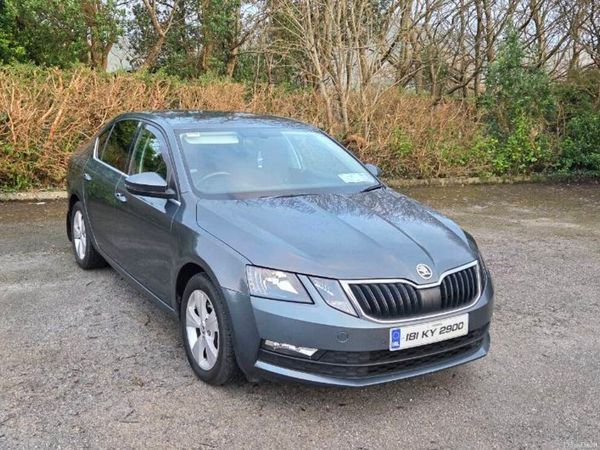 Skoda Octavia Hatchback, Diesel, 2018, Grey