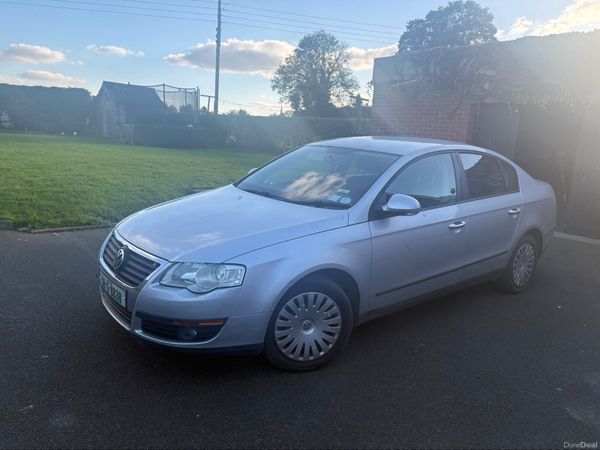 Volkswagen Passat Saloon, Diesel, 2008, Silver