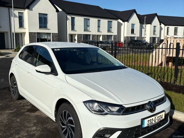 Volkswagen Polo Hatchback, Petrol, 2023, White