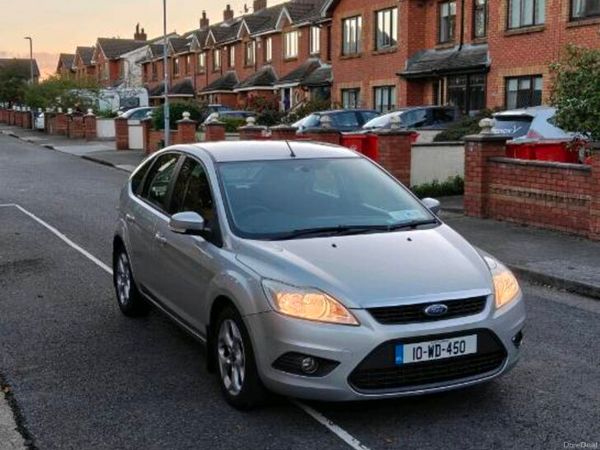 Ford Focus Hatchback, Diesel, 2010, Silver