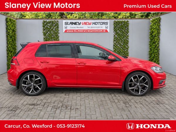 Volkswagen Golf Hatchback, Diesel, 2019, Red