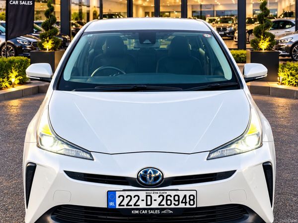 Toyota Prius Saloon, Petrol Hybrid, 2022, White