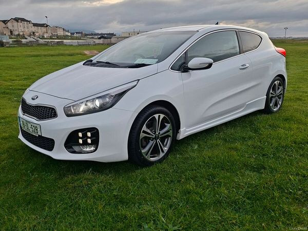 Kia Ceed Hatchback, Diesel, 2018, White