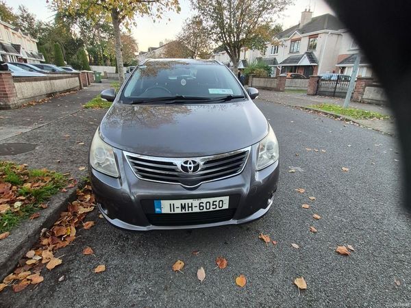 Toyota Avensis Estate, Diesel, 2011, Grey