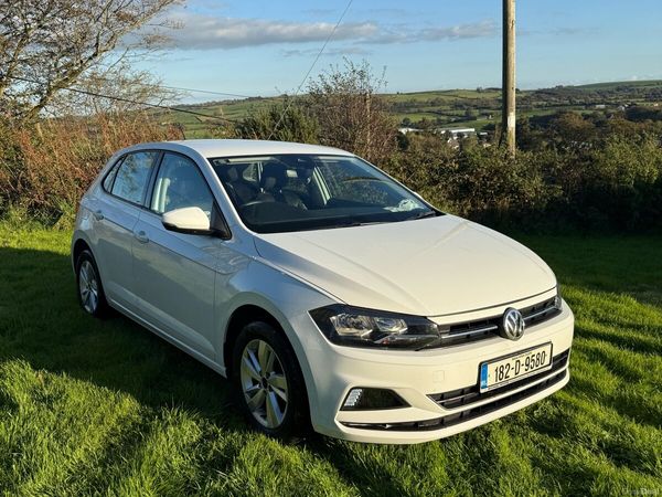 Volkswagen Polo Hatchback, Petrol, 2018, White
