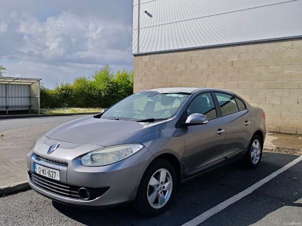 Renault Fluence Saloon, Diesel, 2012, Grey