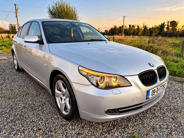 BMW 5-Series Saloon, Diesel, 2009, Silver