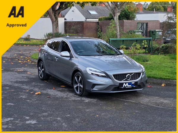 Volvo V40 Hatchback, Diesel, 2018, Grey