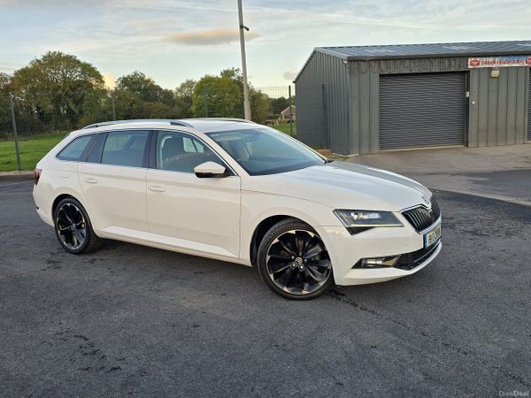 Skoda Superb Estate, Diesel, 2019, White