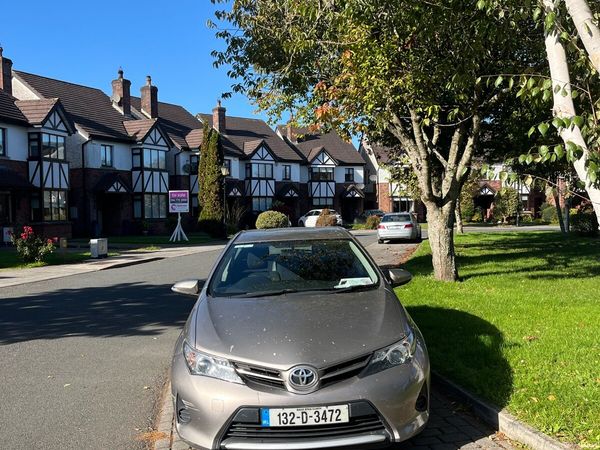 Toyota Auris MPV, Petrol, 2013, Bronze