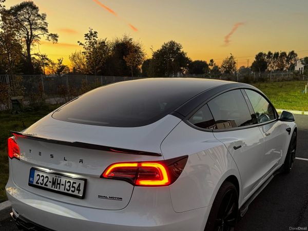 Tesla Model 3 Saloon, Electric, 2023, White