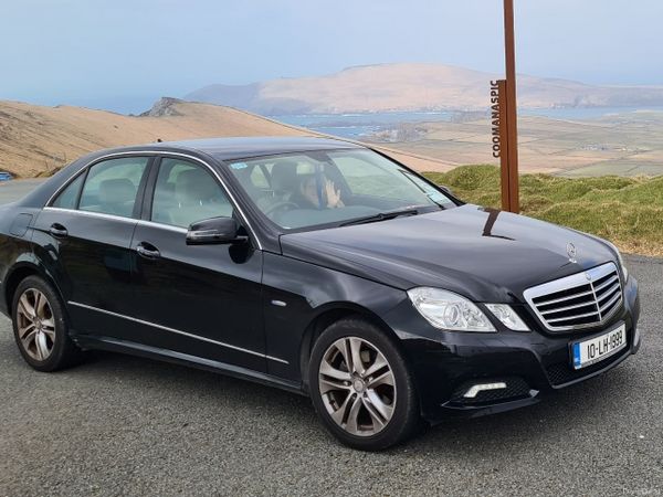 Mercedes-Benz E-Class Saloon, Diesel, 2010, Black