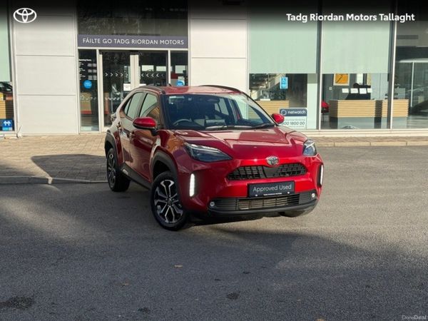 Toyota Yaris Cross Hatchback, Petrol Hybrid, 2026, Red