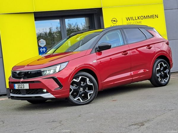 Opel Grandland Hatchback, Diesel, 2023, Red