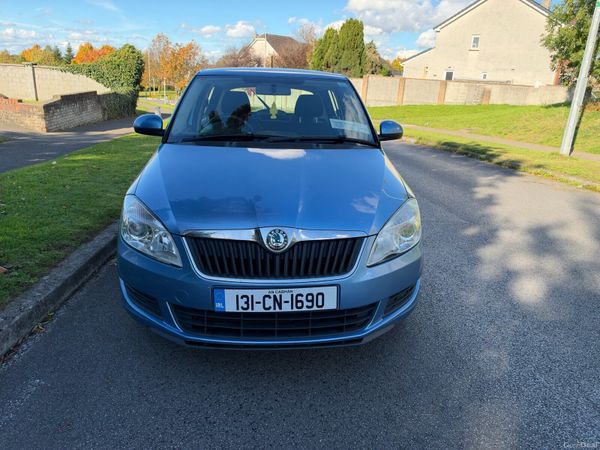 Skoda Fabia Hatchback, Petrol, 2013, Blue