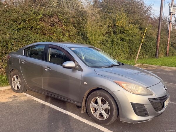 Mazda Mazda3 Saloon, Diesel, 2010, Grey