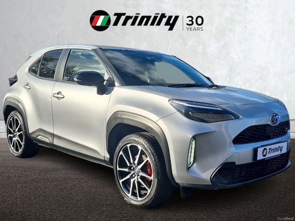 Toyota Yaris Cross SUV, Petrol Hybrid, 2023, Silver