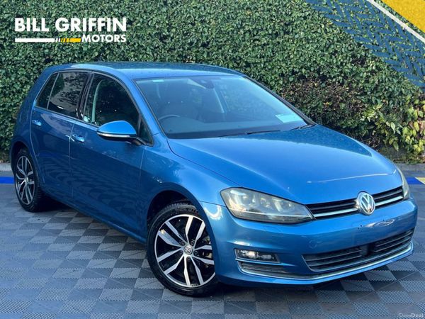 Volkswagen Golf Hatchback, Petrol, 2017, Blue