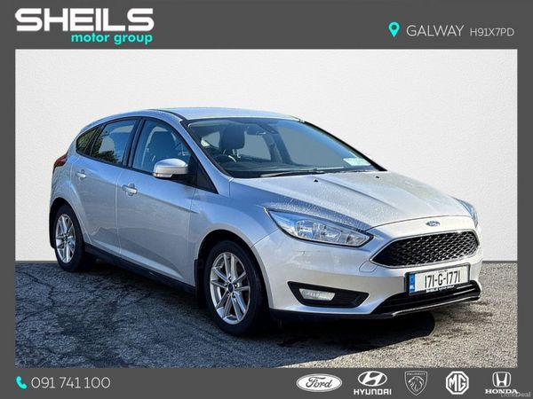 Ford Focus Hatchback, Petrol, 2017, Grey