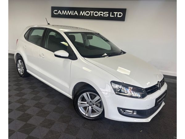 Volkswagen Polo Hatchback, Petrol, 2014, White