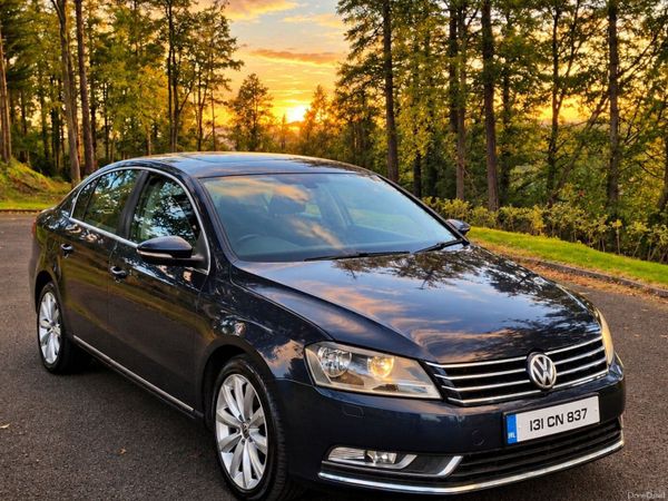Volkswagen Passat Saloon, Diesel, 2013, Blue