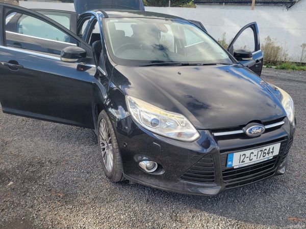 Ford Focus Hatchback, Petrol, 2012, Black
