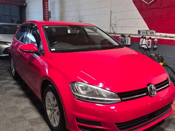 Volkswagen Golf Hatchback, Petrol, 2016, Red