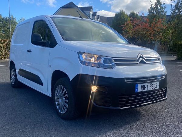 Citroen Berlingo MPV, Diesel, 2019, White