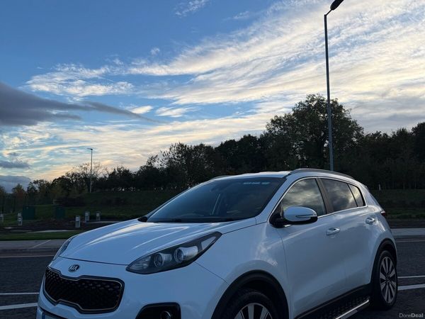 Kia Sportage SUV, Diesel, 2016, White