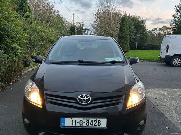 Toyota Auris Hatchback, Petrol, 2011, Black