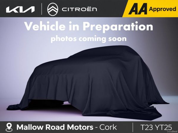 Toyota Camry Saloon, Petrol Hybrid, 2020, Black