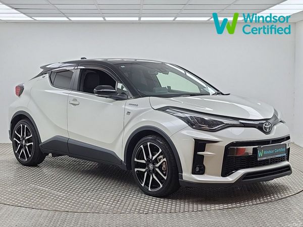 Toyota C-HR SUV, Petrol Hybrid, 2020, White