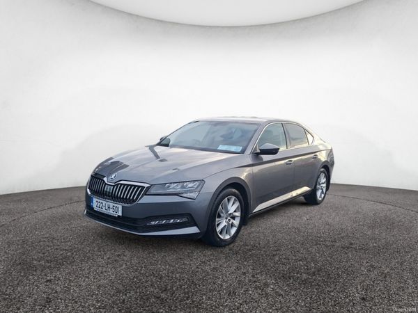 Skoda Superb Hatchback, Diesel, 2022, Grey