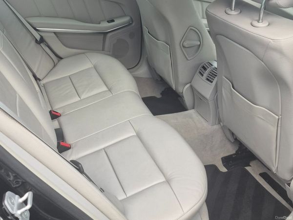 Mercedes-Benz E-Class Saloon, Diesel, 2012, Black