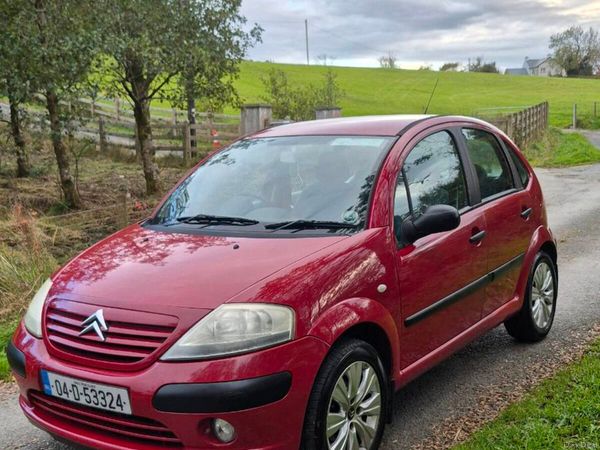 Citroen C3 Hatchback, Petrol, 2004, Red