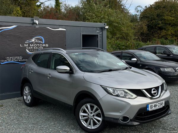 Nissan Qashqai Hatchback, Diesel, 2016, Silver