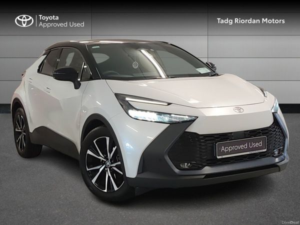Toyota C-HR SUV, Petrol Hybrid, 2024, White